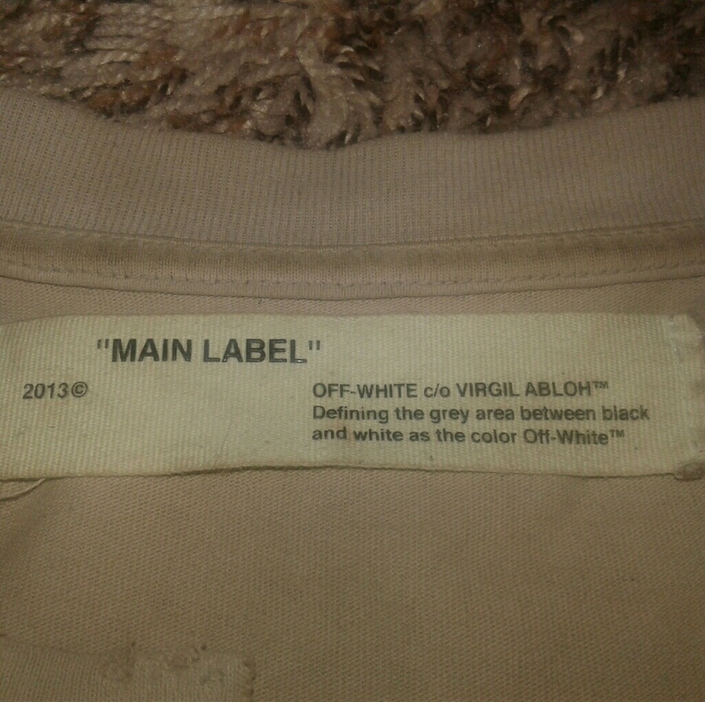 Off white t shirt